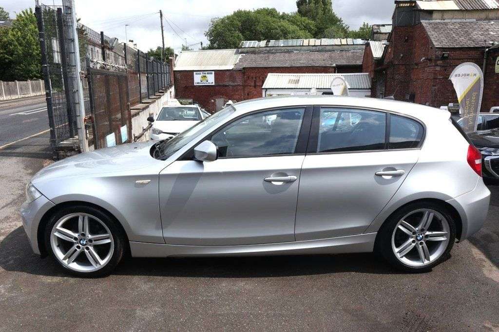 2010 BMW 1 SERIES 2010 BMW 1 SERIES