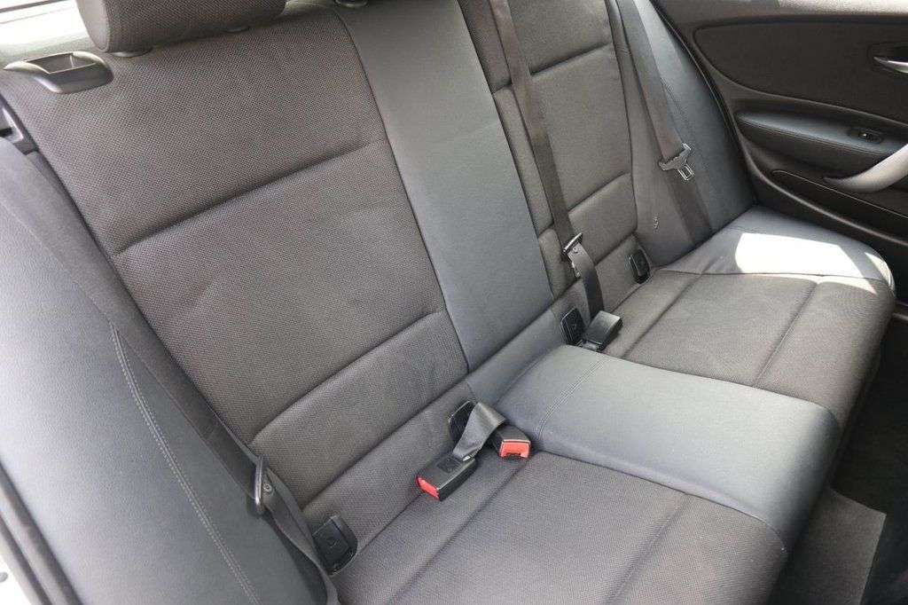 2010 BMW 1 SERIES 2010 BMW 1 SERIES