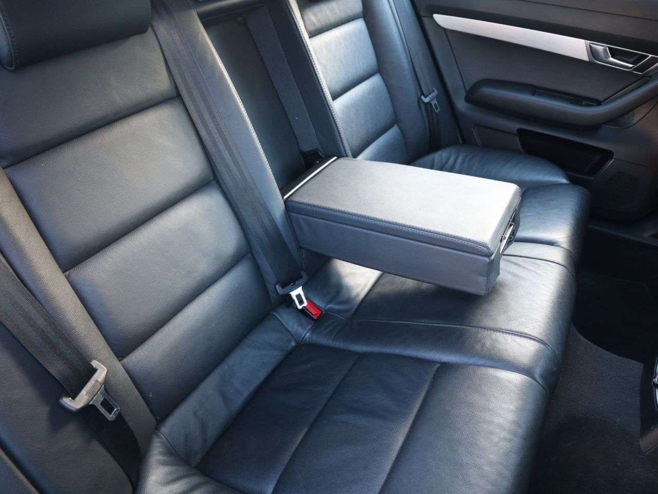 2011 AUDI A6 SALOON 2011 AUDI A6 SALOON