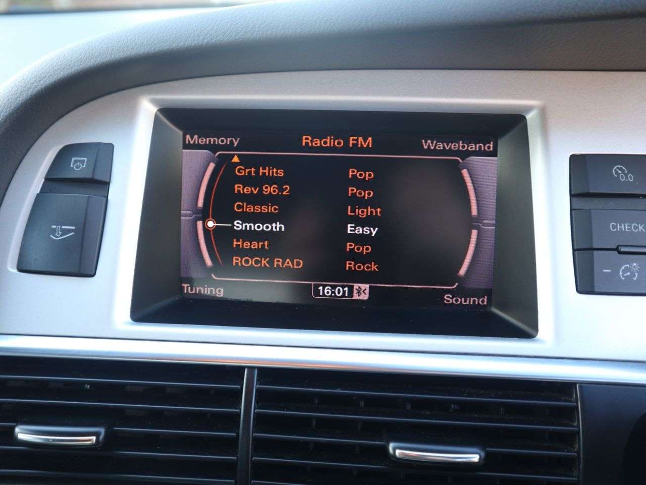 2011 AUDI A6 SALOON 2011 AUDI A6 SALOON