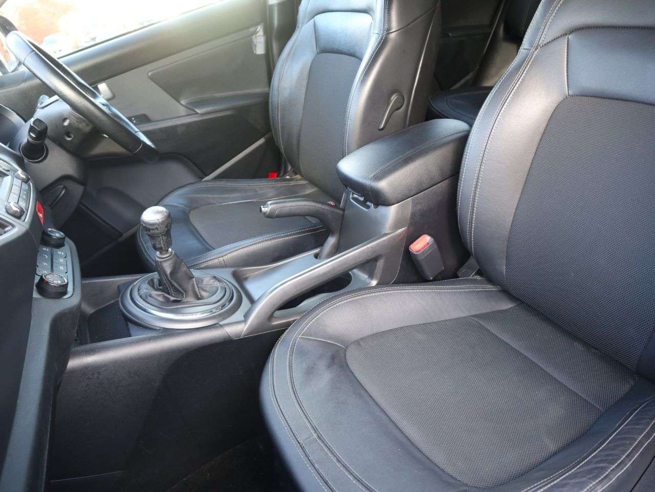 2011 KIA SPORTAGE 2011 KIA SPORTAGE