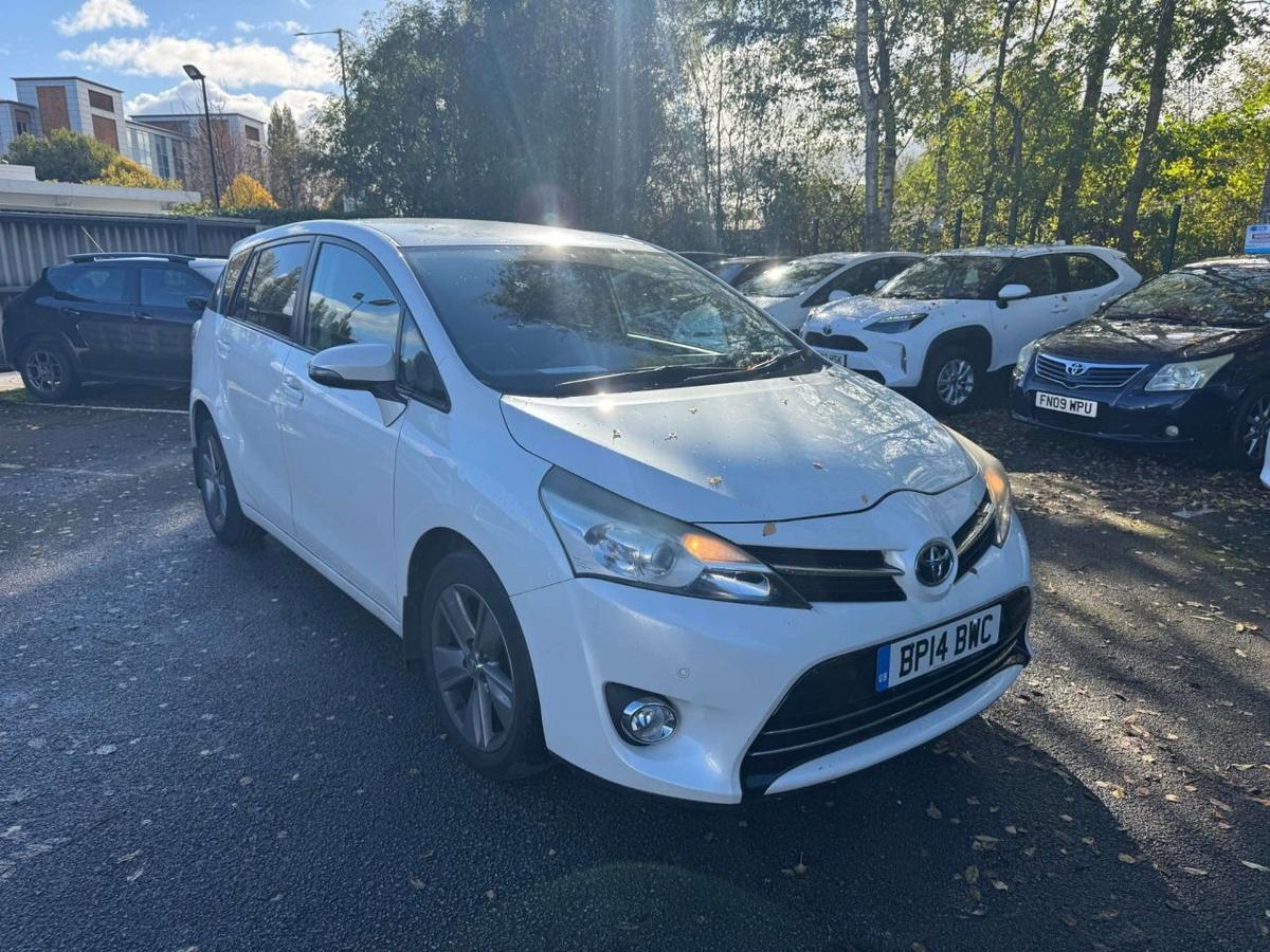 Check out this Toyota Verso 2014 Diesel Manual