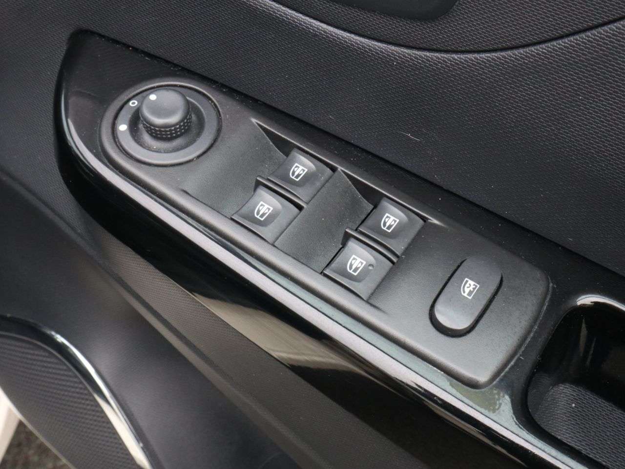 2014 RENAULT CAPTUR 2014 RENAULT CAPTUR