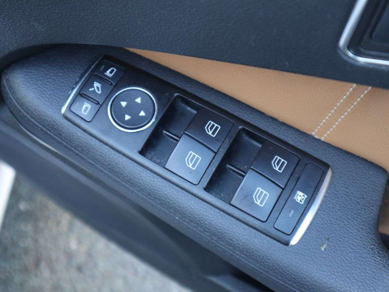 2012 MERCEDES-BENZ E-CLASS 2012 MERCEDES-BENZ E-CLASS