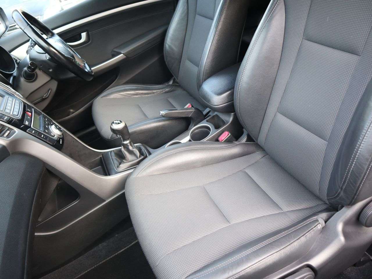 2013 HYUNDAI I30 2013 HYUNDAI I30