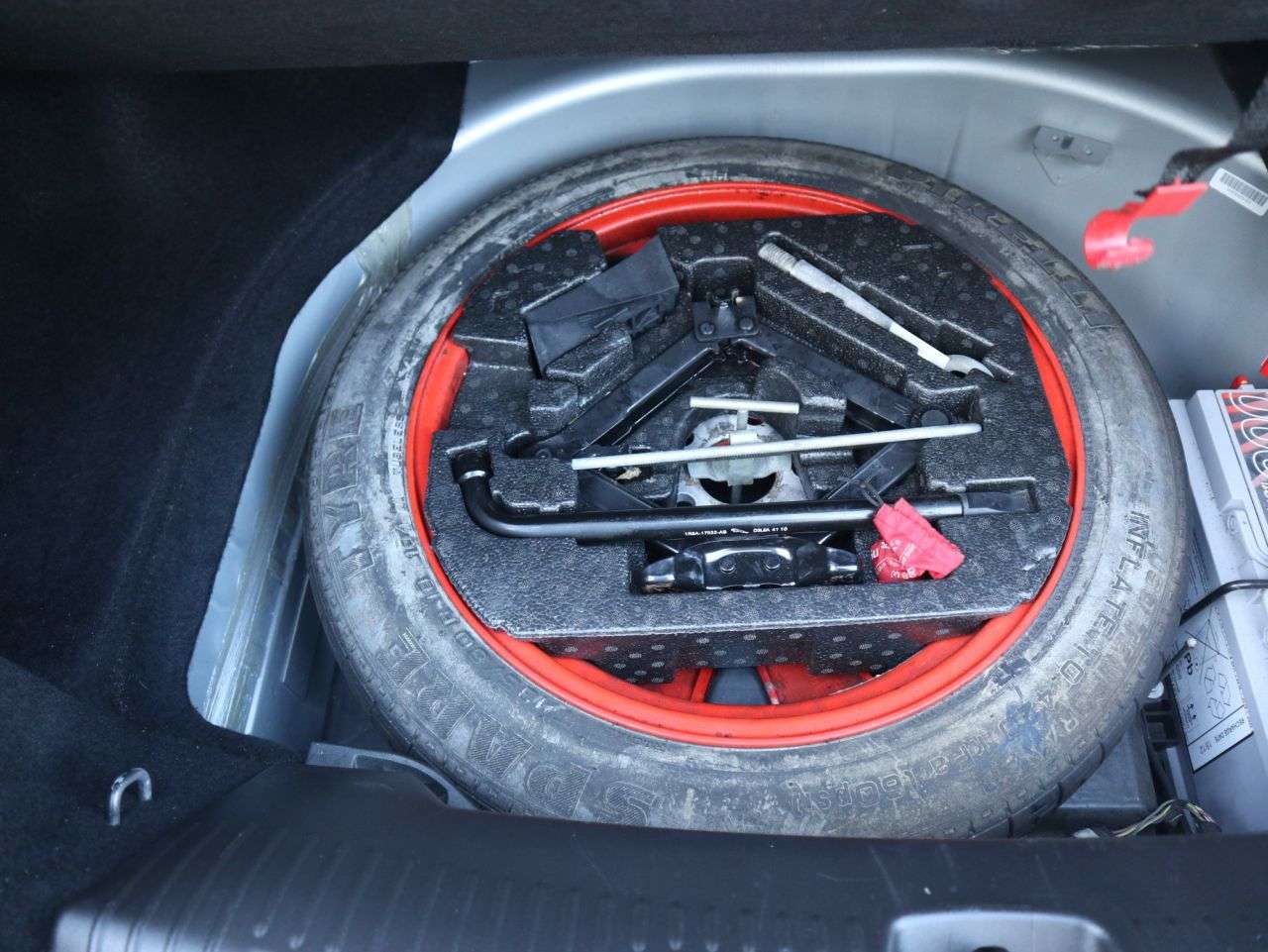 2012 JAGUAR XF 2012 JAGUAR XF