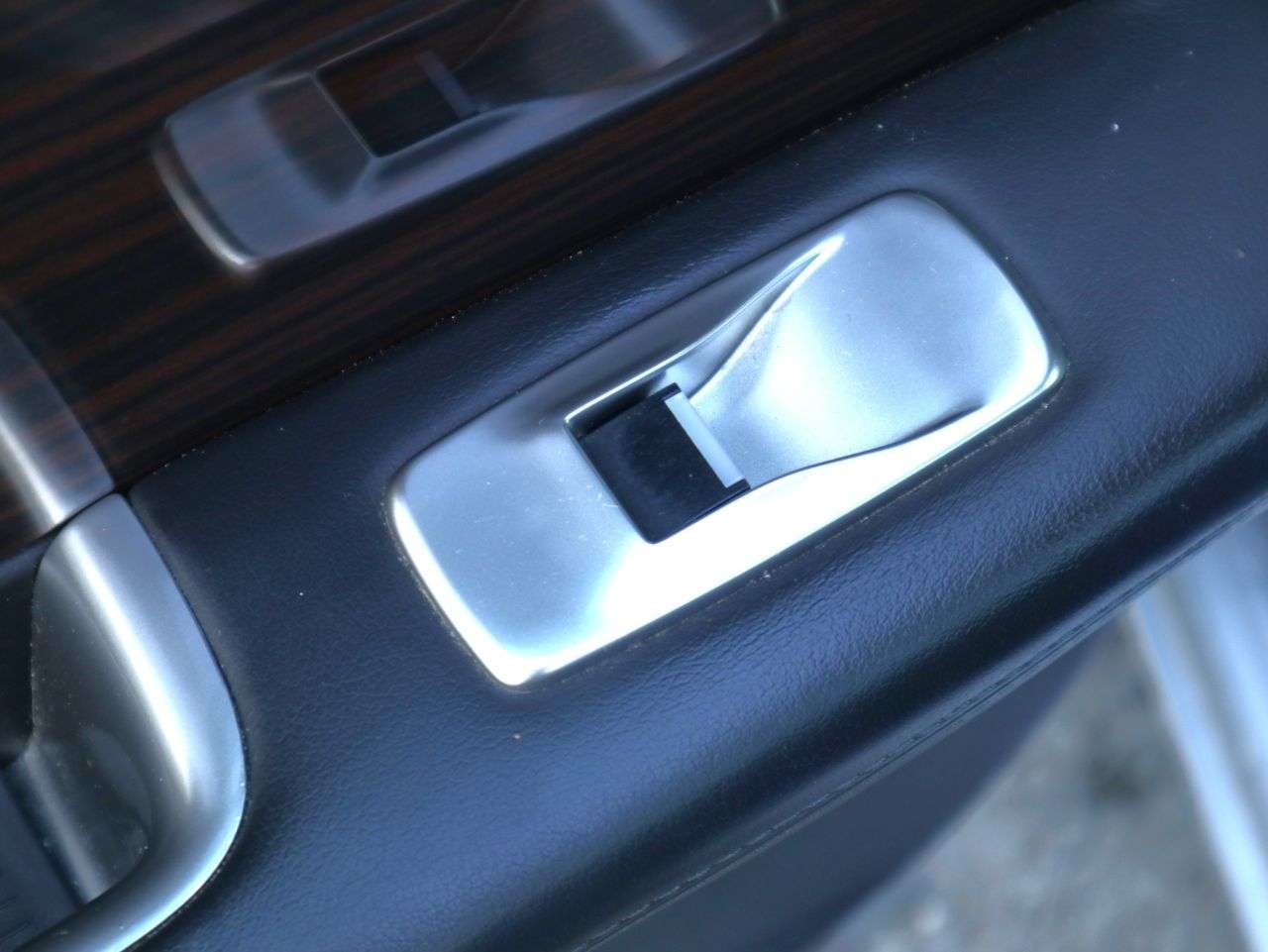 2012 JAGUAR XF 2012 JAGUAR XF