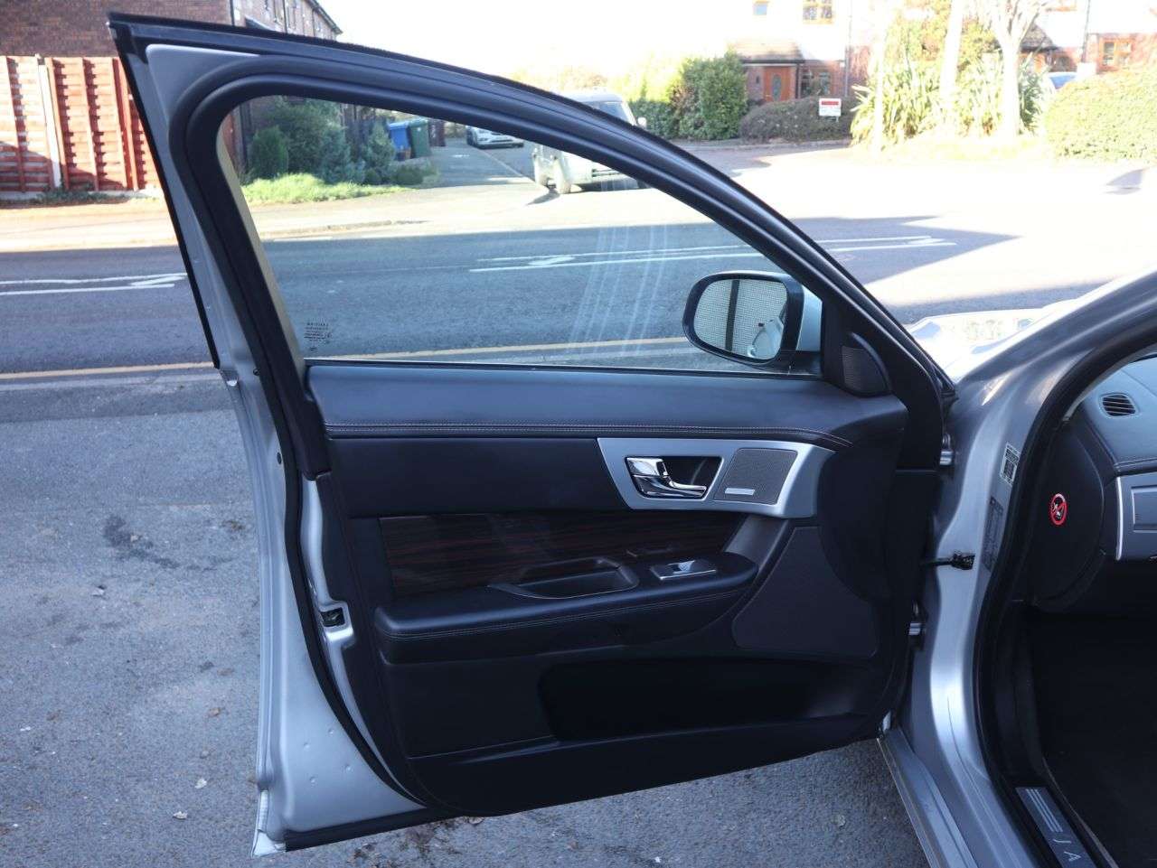 2012 JAGUAR XF 2012 JAGUAR XF