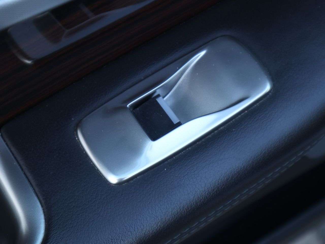 2012 JAGUAR XF 2012 JAGUAR XF