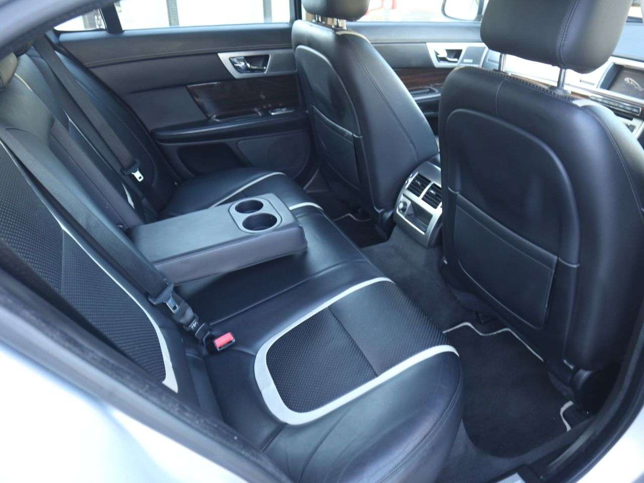 2012 JAGUAR XF 2012 JAGUAR XF