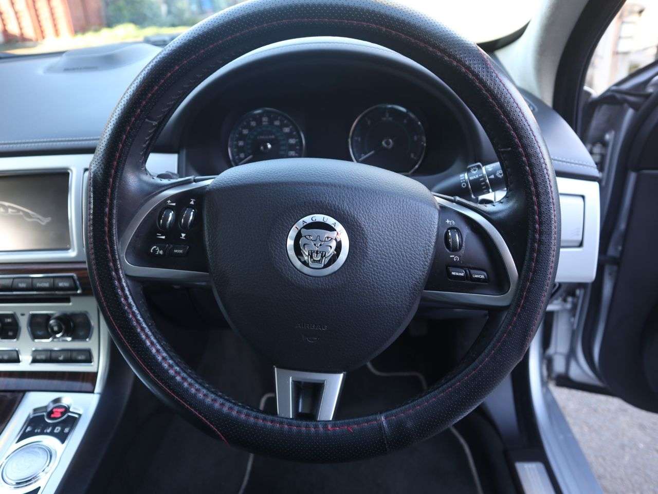 2012 JAGUAR XF 2012 JAGUAR XF