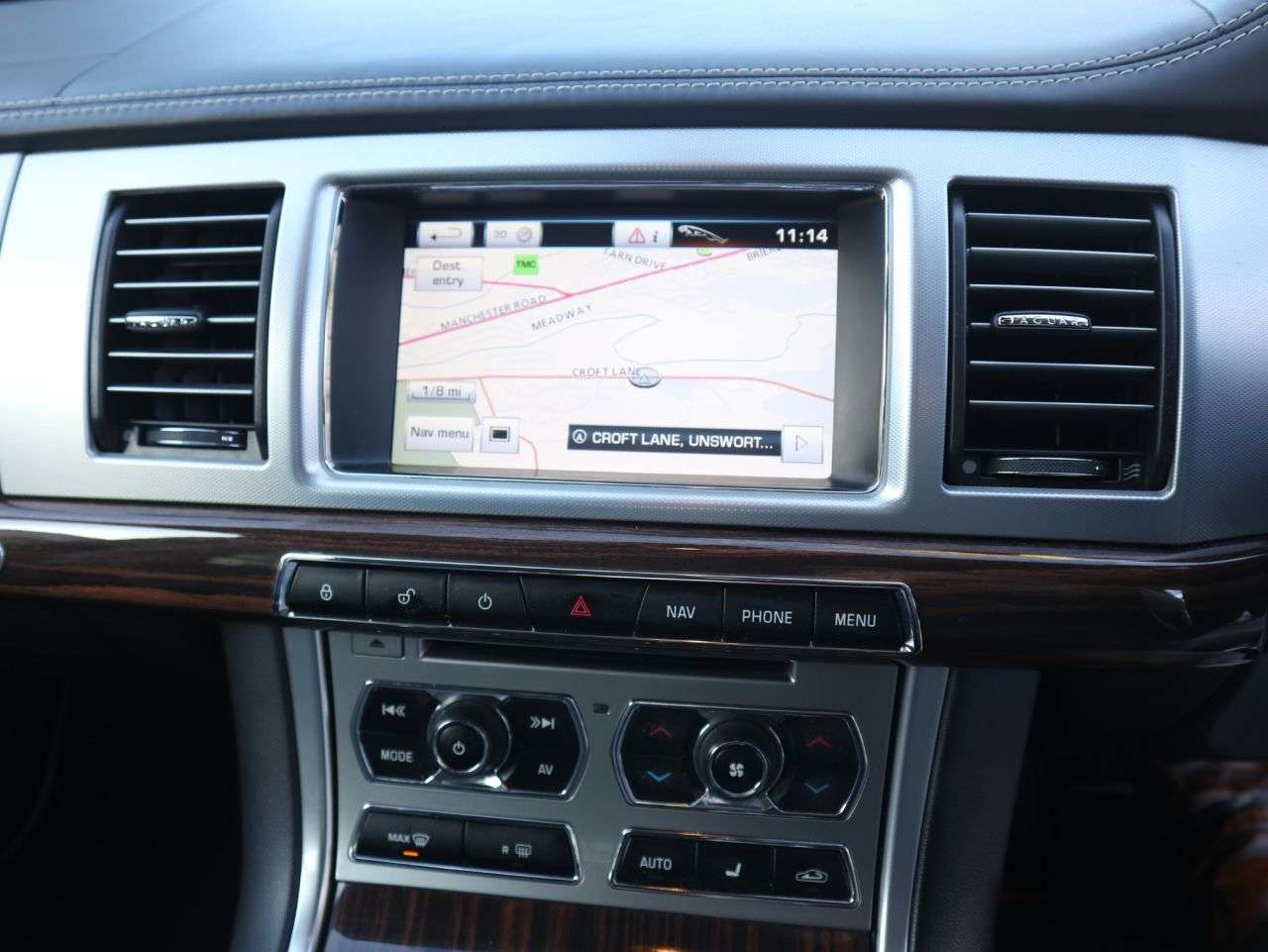 2012 JAGUAR XF 2012 JAGUAR XF