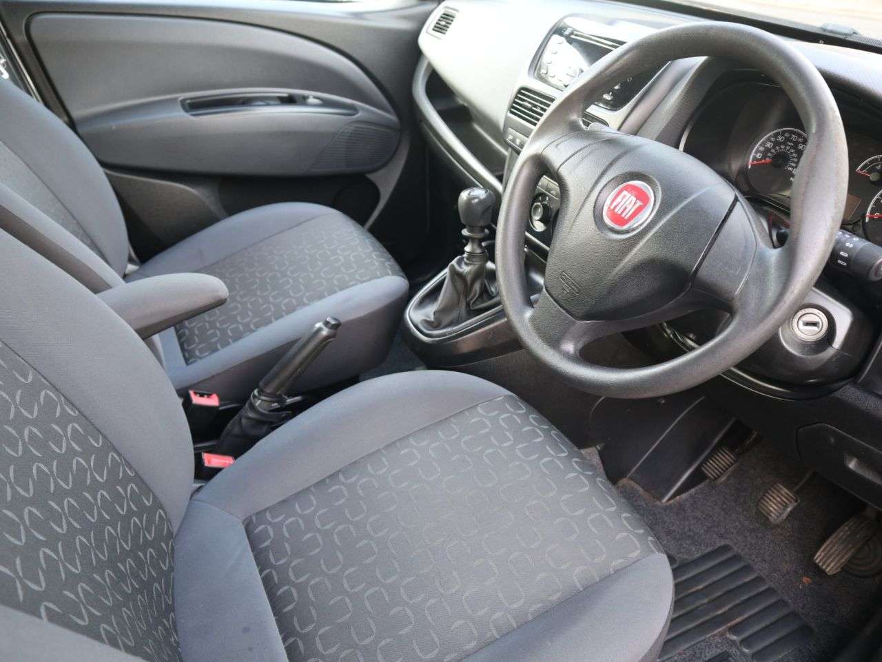 2015 FIAT DOBLO 2015 FIAT DOBLO