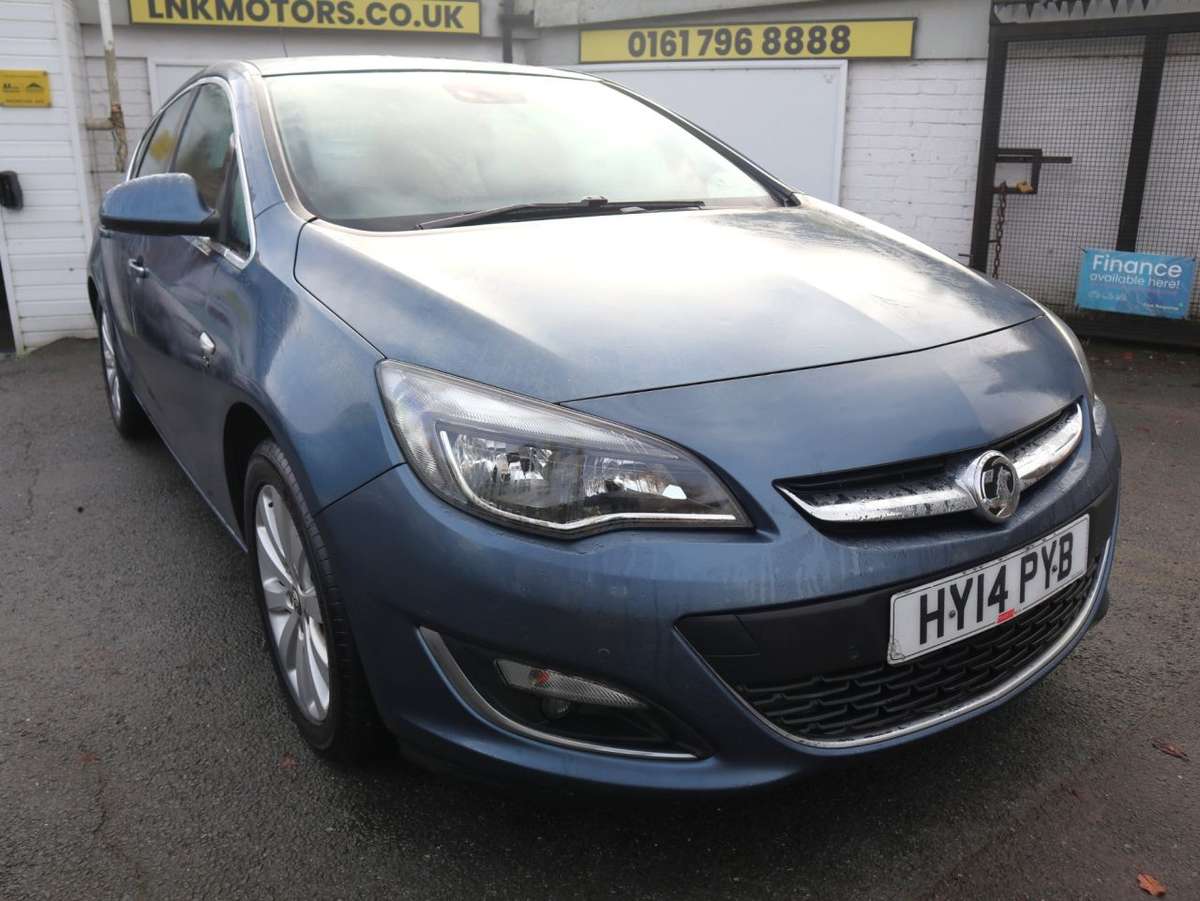 Check out this Vauxhall Astra 2014 Diesel Manual