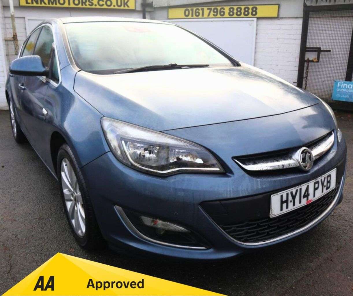 A 2014 VAUXHALL ASTRA 2.0 CDTi ecoFLEX Elite Hatchback 5dr Diesel Manual Euro 5 (s/s) (165 ps) *2 A 2014 VAUXHALL ASTRA 2.0 CDTi ecoFLEX Elite Hatchback 5dr Diesel Manual Euro 5 (s/s) (165 ps) *2