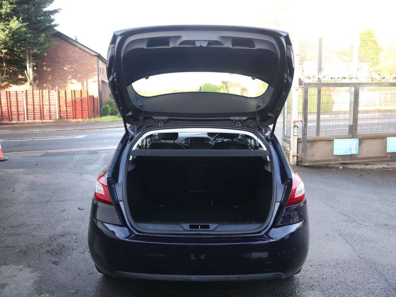 2014 PEUGEOT 308 2014 PEUGEOT 308