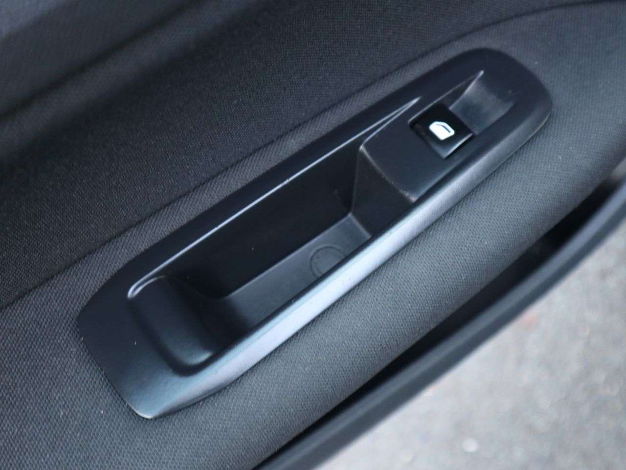 2014 PEUGEOT 308 2014 PEUGEOT 308