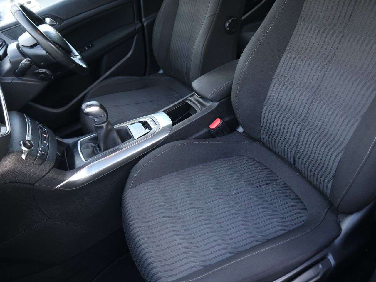 2014 PEUGEOT 308 2014 PEUGEOT 308