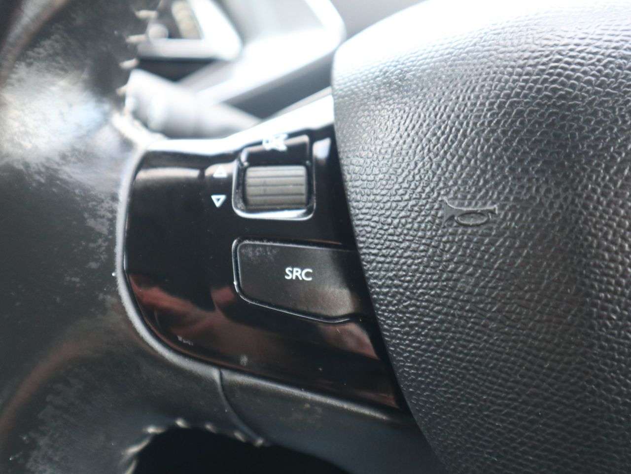 2014 PEUGEOT 308 2014 PEUGEOT 308