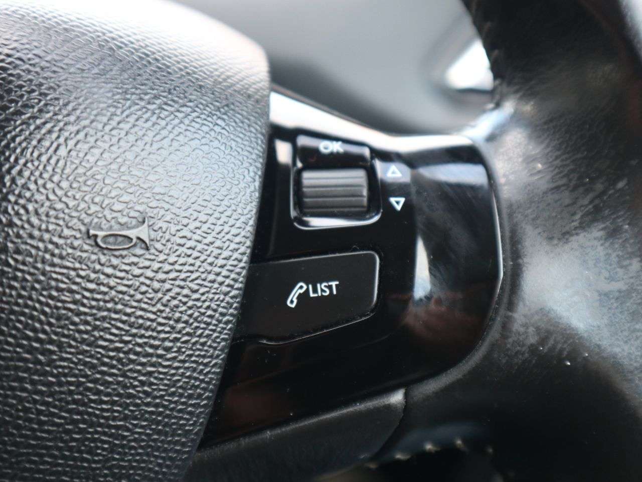 2014 PEUGEOT 308 2014 PEUGEOT 308