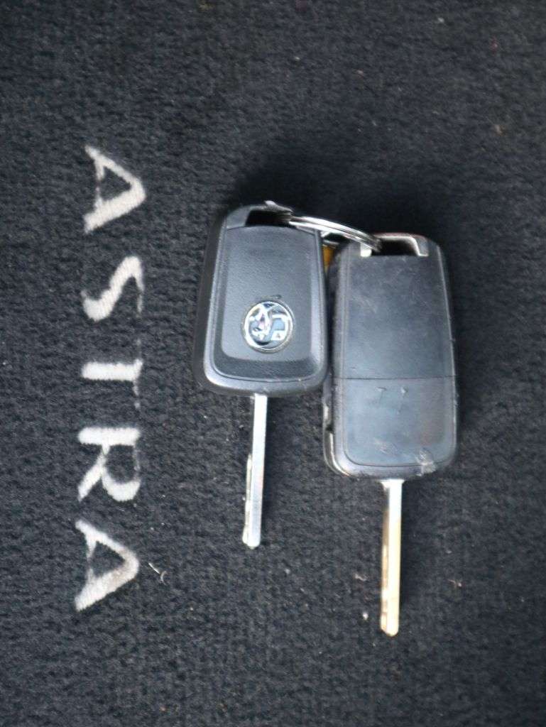 2012 VAUXHALL ASTRA 2012 VAUXHALL ASTRA