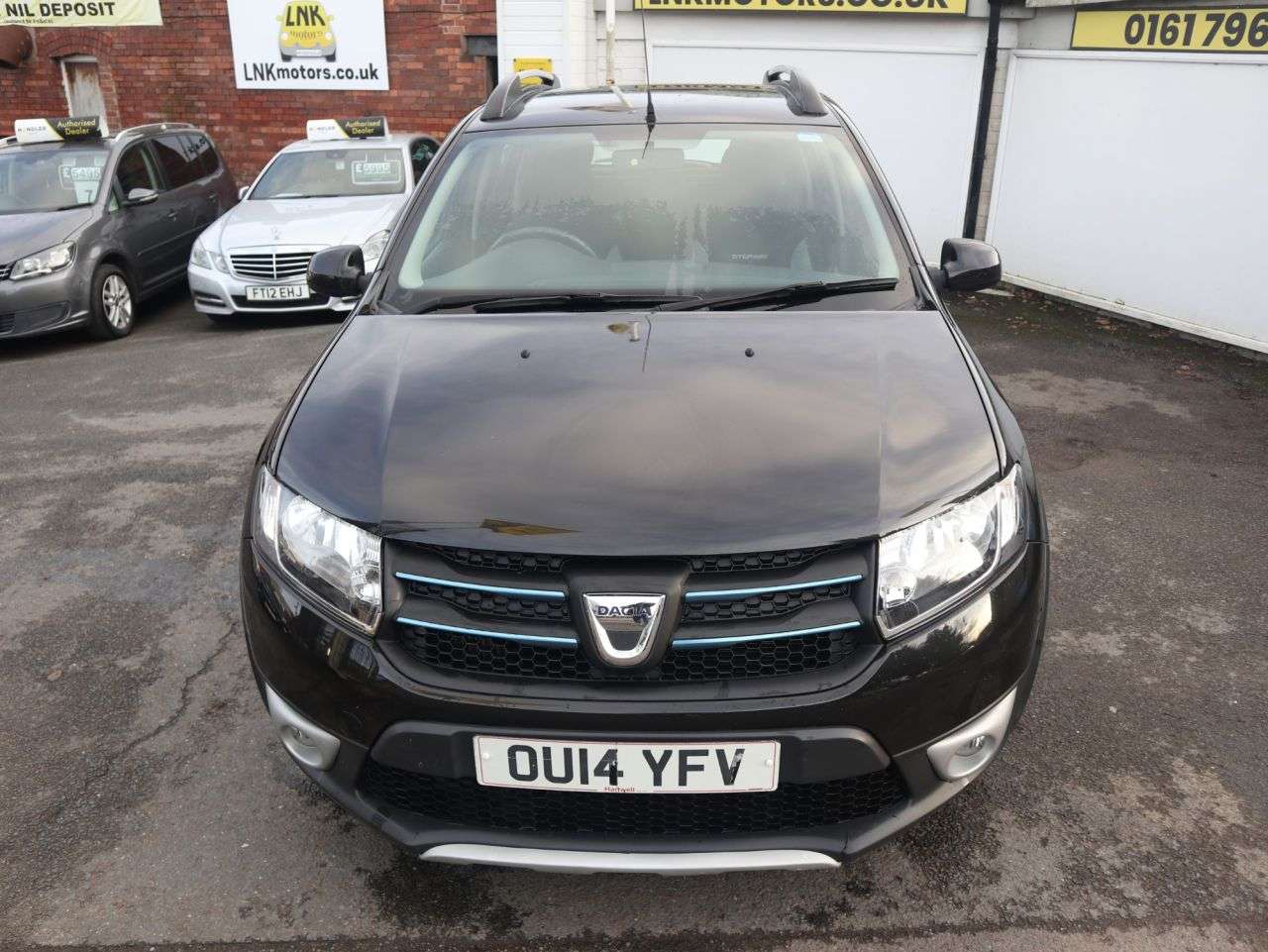 A 2014 DACIA SANDERO STEPWAY 1.5 dCi Laureate Hatchback 5dr Diesel Manual Euro 5 (90 ps) *2 YEAR WARRANT A 2014 DACIA SANDERO STEPWAY 1.5 dCi Laureate Hatchback 5dr Diesel Manual Euro 5 (90 ps) *2 YEAR WARRANT