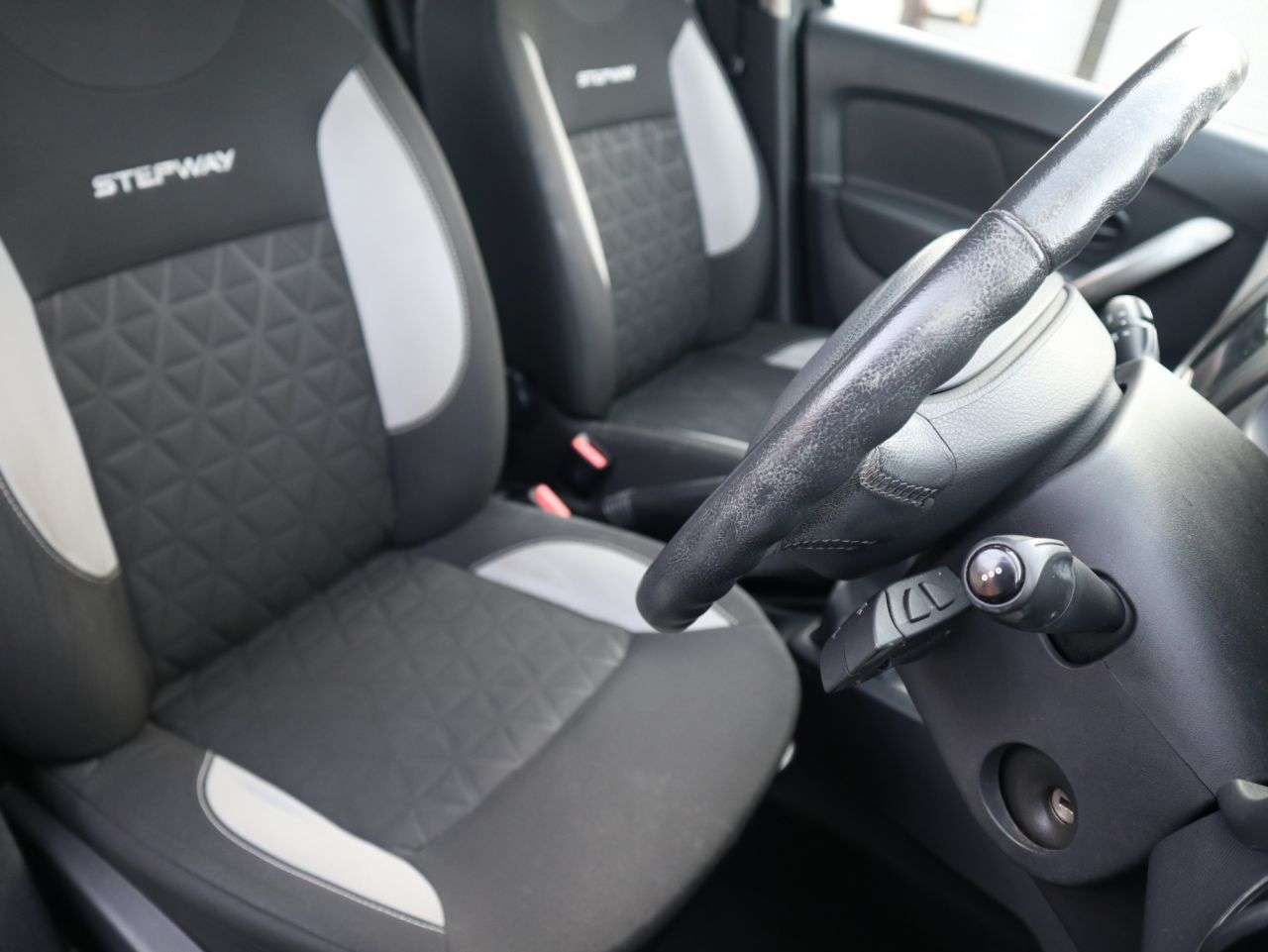 2014 DACIA SANDERO STEPWAY 2014 DACIA SANDERO STEPWAY