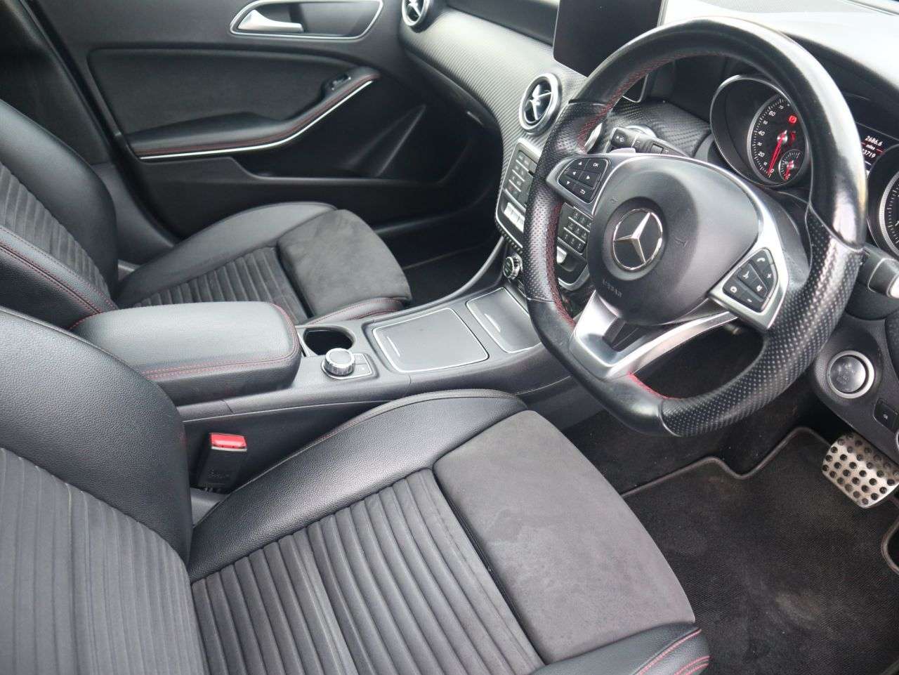 2018 MERCEDES-BENZ A-CLASS 2018 MERCEDES-BENZ A-CLASS