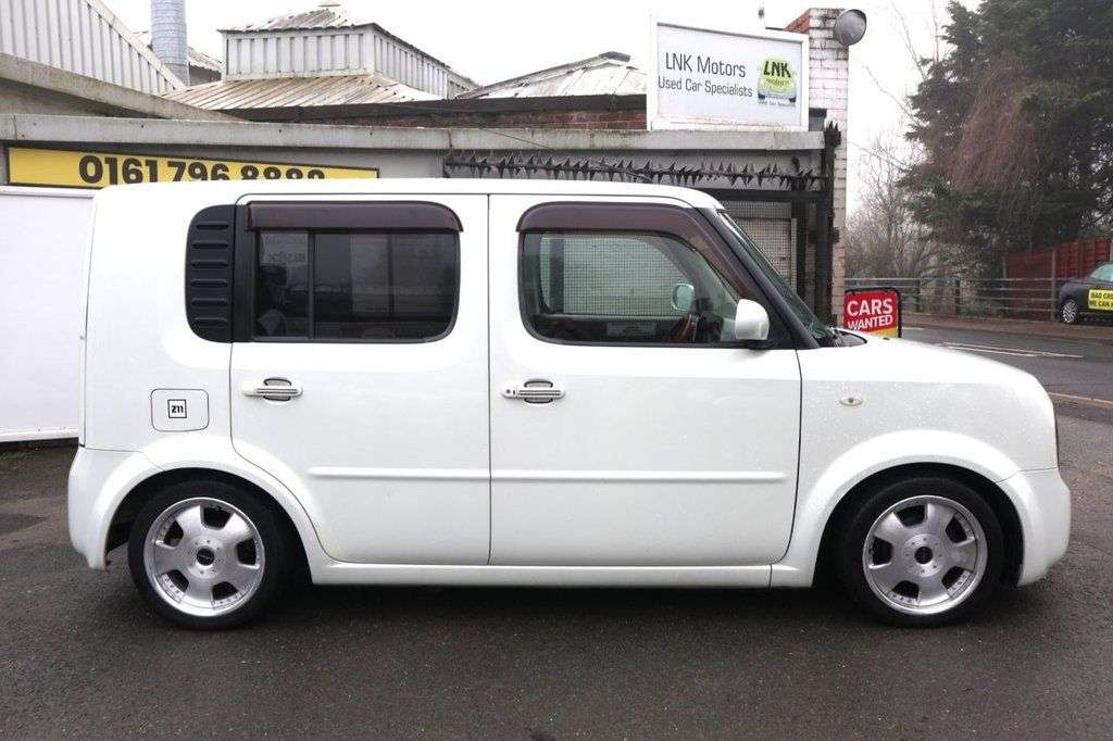 A 2008 NISSAN CUBE 1.5 Z11 ** MAKE ME AN OFFER ** A 2008 NISSAN CUBE 1.5 Z11 ** MAKE ME AN OFFER **