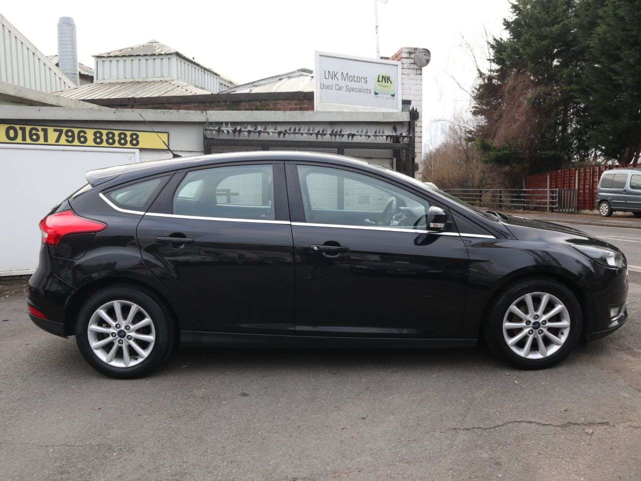 A 2015 FORD FOCUS 1.6 TDCi Titanium Hatchback 5dr Diesel Manual Euro 5 (s/s) (115 ps) *2 YEAR A 2015 FORD FOCUS 1.6 TDCi Titanium Hatchback 5dr Diesel Manual Euro 5 (s/s) (115 ps) *2 YEAR
