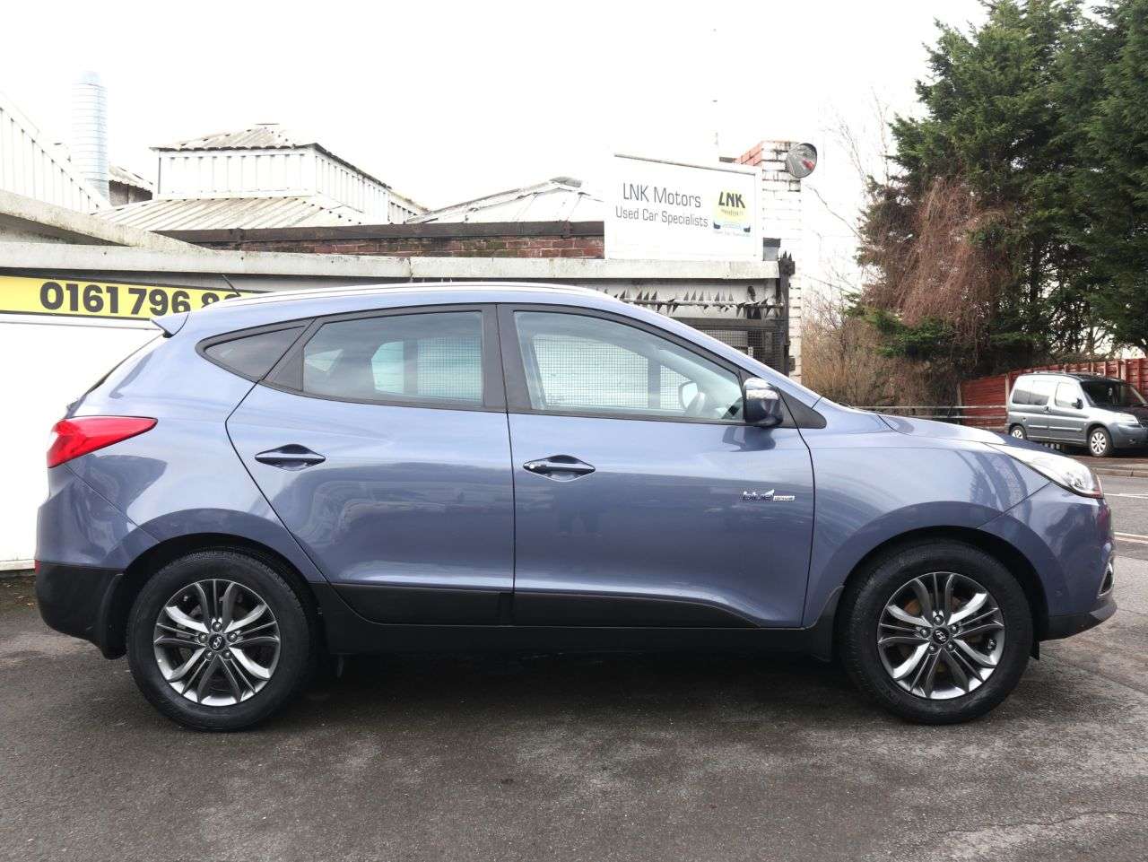 A 2015 HYUNDAI IX35 1.6 GDi SE SUV 5dr Petrol Manual Euro 5 (135 ps) *2 YEAR WARRANTY £99 + 12 A 2015 HYUNDAI IX35 1.6 GDi SE SUV 5dr Petrol Manual Euro 5 (135 ps) *2 YEAR WARRANTY £99 + 12