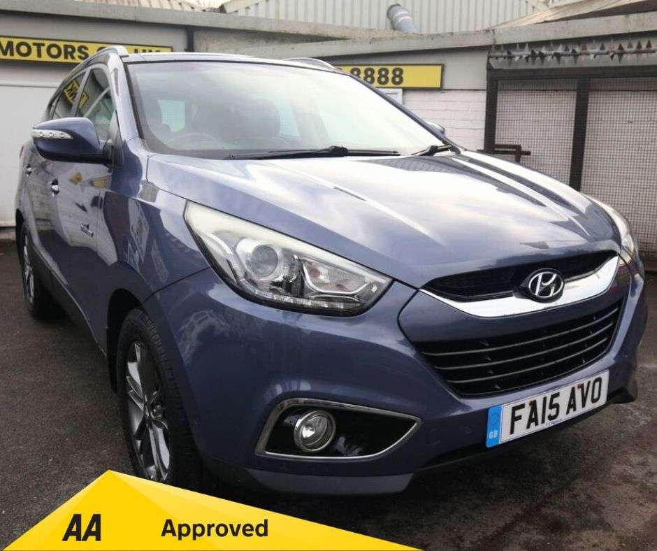 A 2015 HYUNDAI IX35 1.6 GDi SE SUV 5dr Petrol Manual Euro 5 (135 ps) *2 YEAR WARRANTY £99 + 12 A 2015 HYUNDAI IX35 1.6 GDi SE SUV 5dr Petrol Manual Euro 5 (135 ps) *2 YEAR WARRANTY £99 + 12