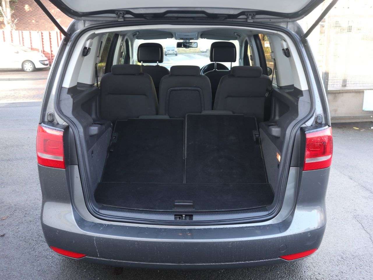 2013 VOLKSWAGEN TOURAN 2013 VOLKSWAGEN TOURAN