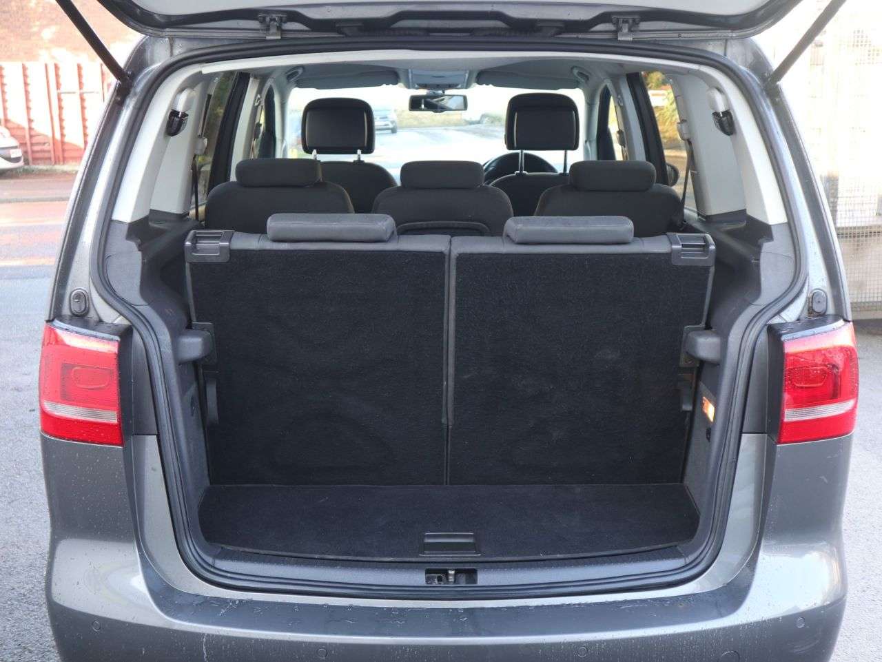 2013 VOLKSWAGEN TOURAN 2013 VOLKSWAGEN TOURAN