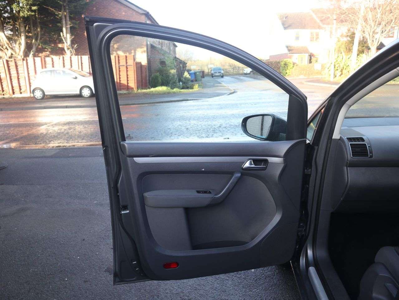 2013 VOLKSWAGEN TOURAN 2013 VOLKSWAGEN TOURAN