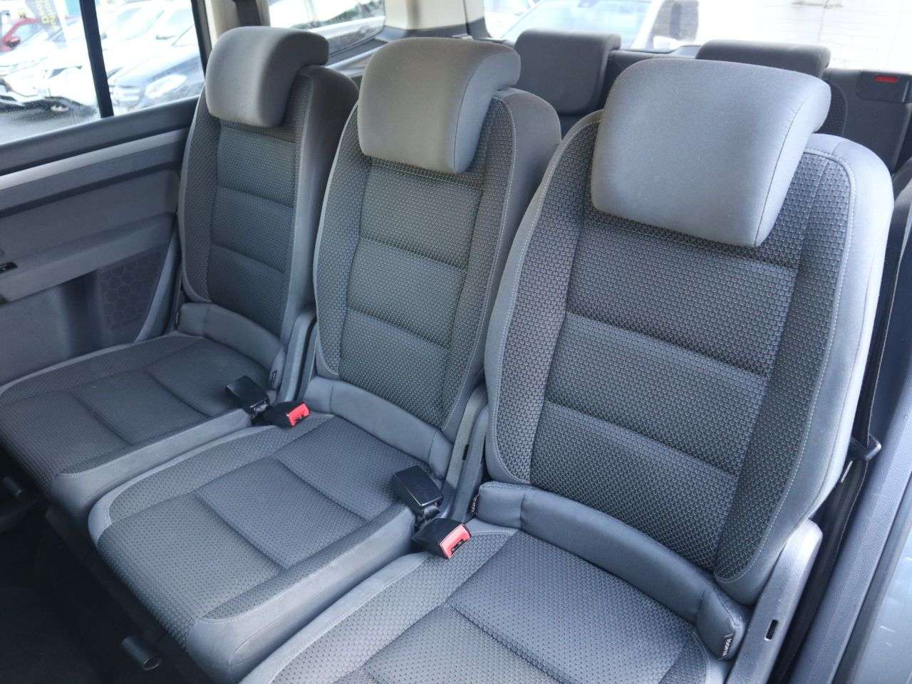 2013 VOLKSWAGEN TOURAN 2013 VOLKSWAGEN TOURAN