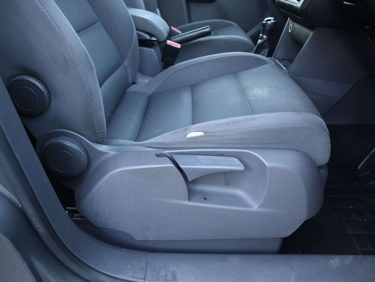 2013 VOLKSWAGEN TOURAN 2013 VOLKSWAGEN TOURAN