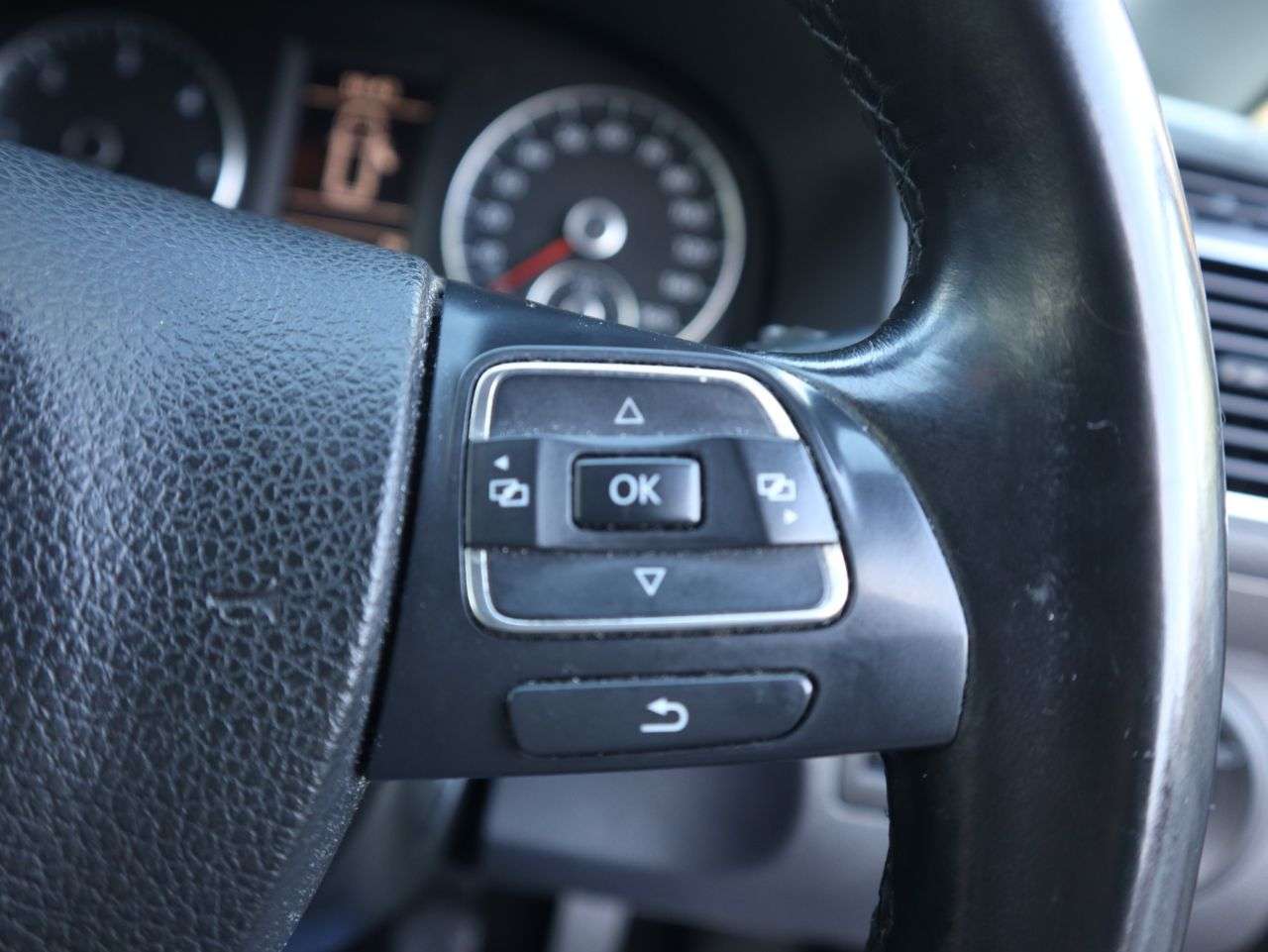 2013 VOLKSWAGEN TOURAN 2013 VOLKSWAGEN TOURAN