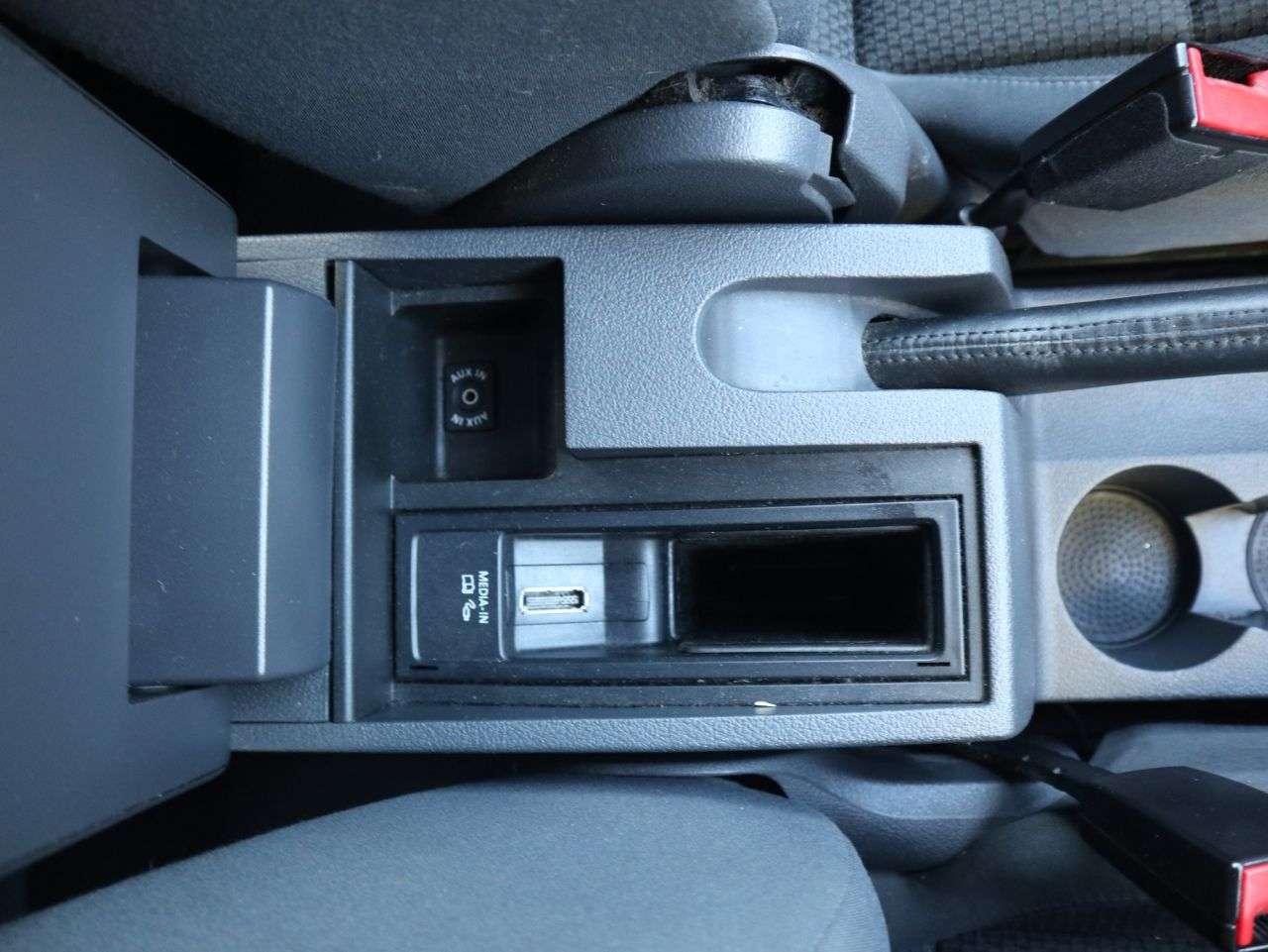 2013 VOLKSWAGEN TOURAN 2013 VOLKSWAGEN TOURAN