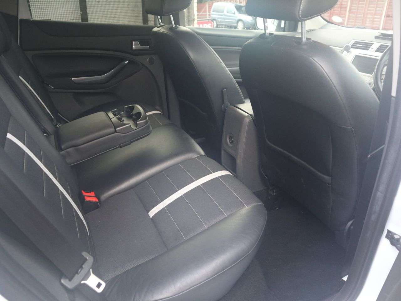 2011 FORD KUGA 2011 FORD KUGA