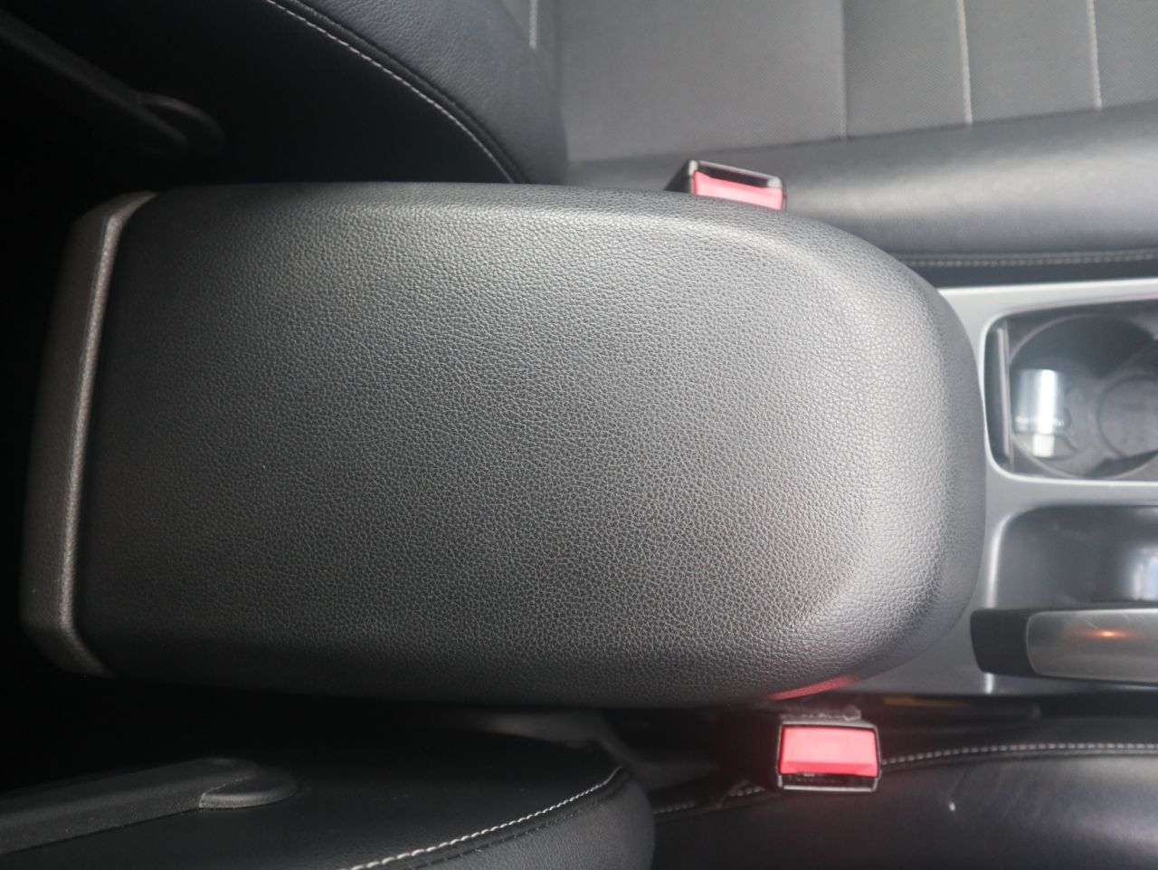 2011 FORD KUGA 2011 FORD KUGA