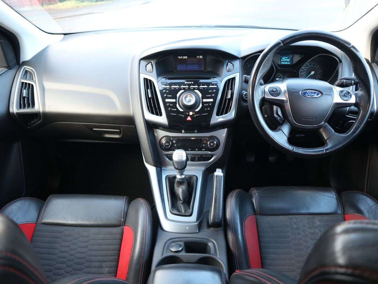 A 2013 FORD FOCUS 1.6 TDCi Titanium Estate 5dr Diesel Manual Euro 5 (s/s) (115 ps) *2 YEAR WA A 2013 FORD FOCUS 1.6 TDCi Titanium Estate 5dr Diesel Manual Euro 5 (s/s) (115 ps) *2 YEAR WA