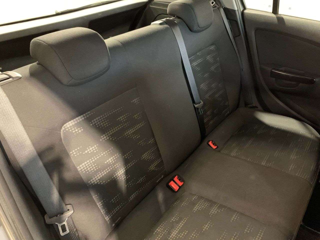 A 2013 VAUXHALL CORSA 1.3 CDTi ecoFLEX Exclusiv Hatchback 5dr Diesel Manual Euro 5 (s/s) (A/C) (9 A 2013 VAUXHALL CORSA 1.3 CDTi ecoFLEX Exclusiv Hatchback 5dr Diesel Manual Euro 5 (s/s) (A/C) (9