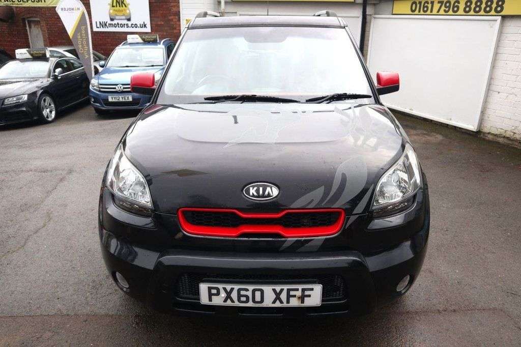 A 2010 KIA SOUL 1.6 CRDi Burner SUV 5dr Diesel Manual Euro 4 (126 bhp) * 2 YEAR WARRANTY £9 A 2010 KIA SOUL 1.6 CRDi Burner SUV 5dr Diesel Manual Euro 4 (126 bhp) * 2 YEAR WARRANTY £9