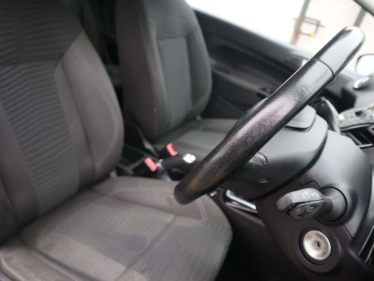 2013 FORD FIESTA 2013 FORD FIESTA