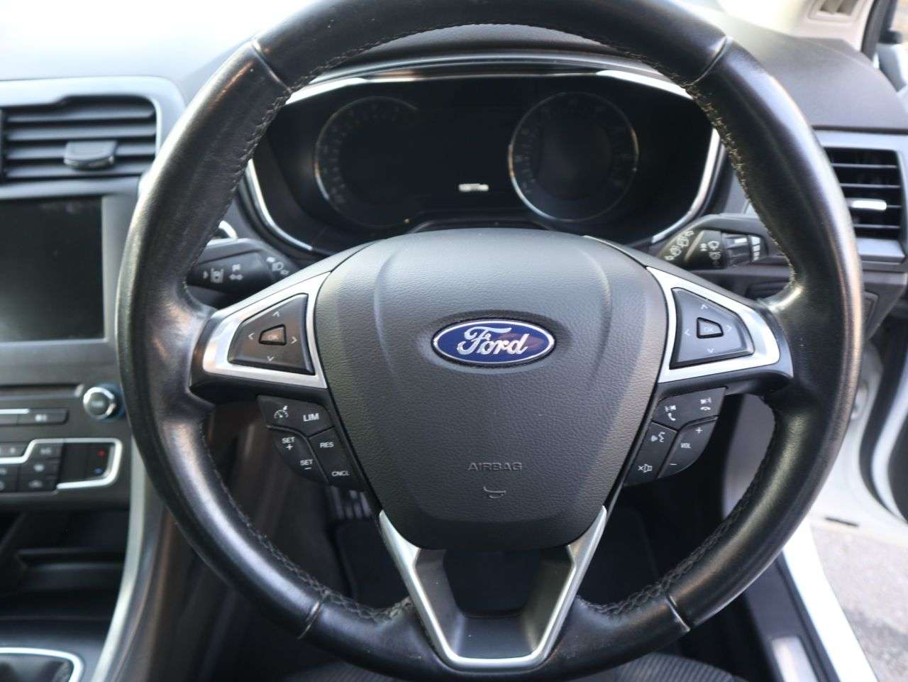 2015 FORD MONDEO 2015 FORD MONDEO