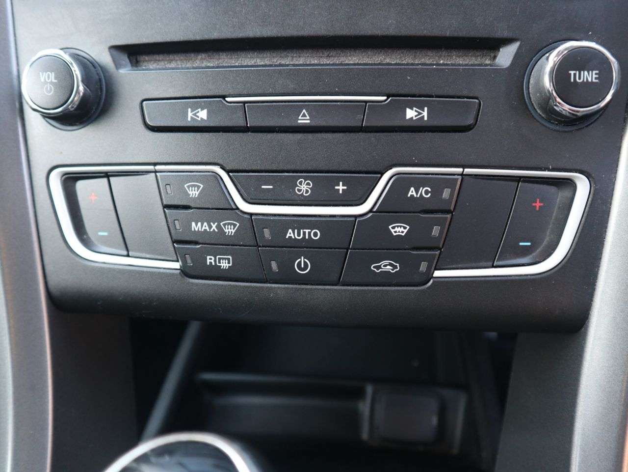 2015 FORD MONDEO 2015 FORD MONDEO