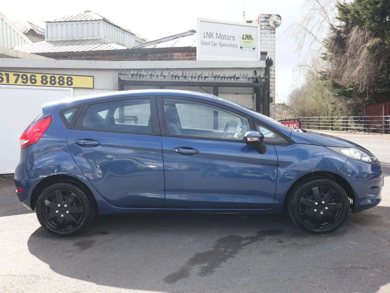 A 2010 FORD FIESTA 1.25 Edge Hatchback 5dr Petrol Manual (127 g/km, 59 bhp) *2 YEAR WARRANTY £ A 2010 FORD FIESTA 1.25 Edge Hatchback 5dr Petrol Manual (127 g/km, 59 bhp) *2 YEAR WARRANTY £