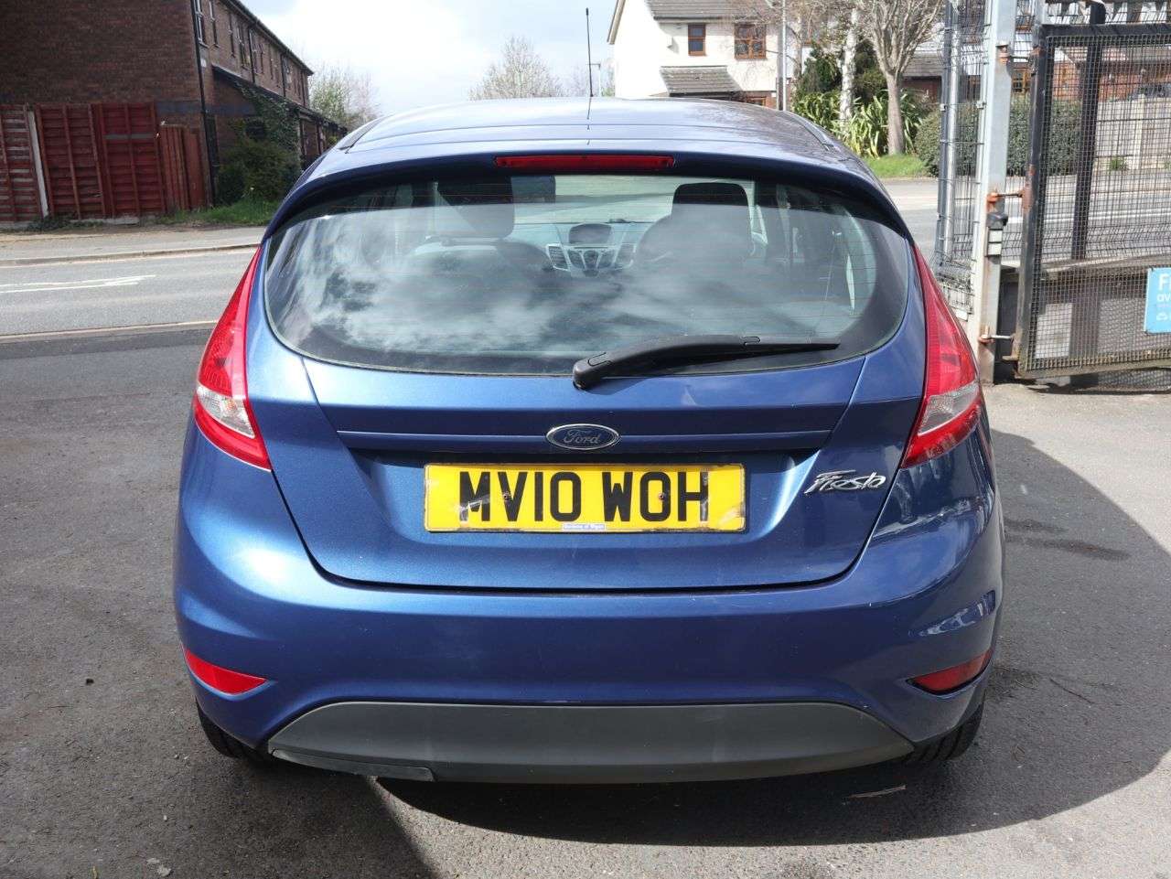 A 2010 FORD FIESTA 1.25 Edge Hatchback 5dr Petrol Manual (127 g/km, 59 bhp) *2 YEAR WARRANTY £ A 2010 FORD FIESTA 1.25 Edge Hatchback 5dr Petrol Manual (127 g/km, 59 bhp) *2 YEAR WARRANTY £