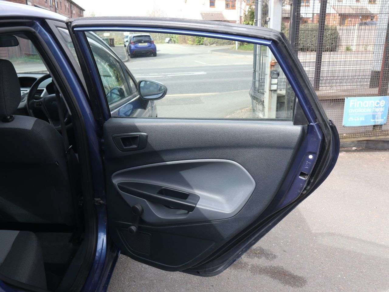 2010 FORD FIESTA 2010 FORD FIESTA